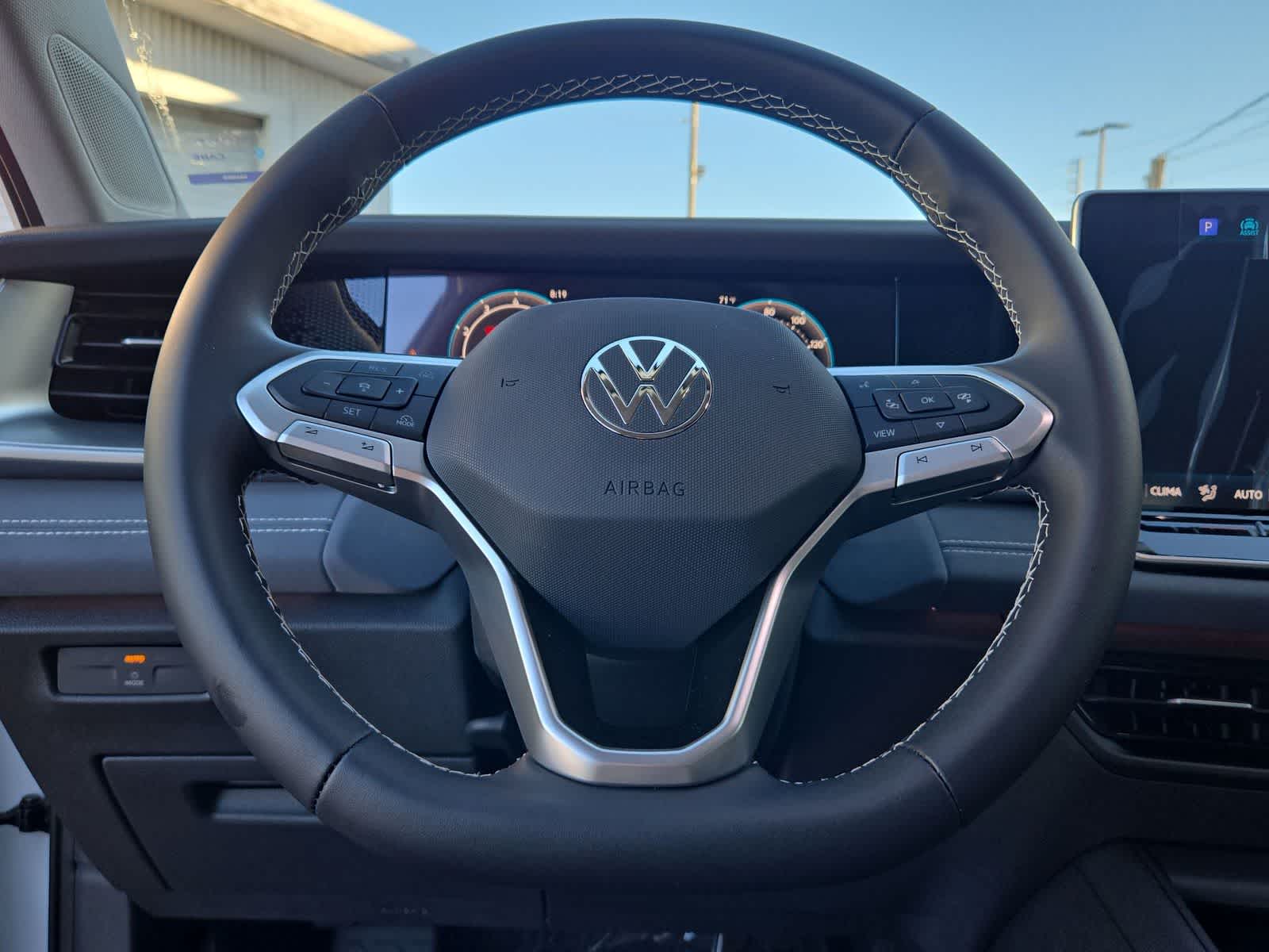 Thumbnail: 2026 Volkswagen Tiguan - 30