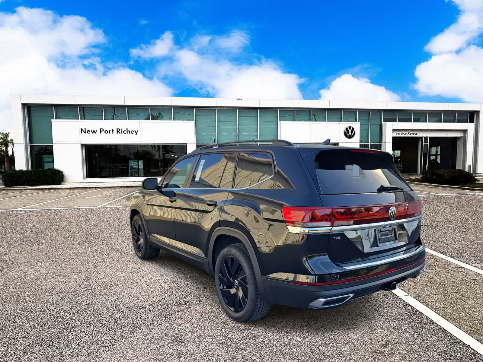 Thumbnail: 2026 Volkswagen Atlas - 6