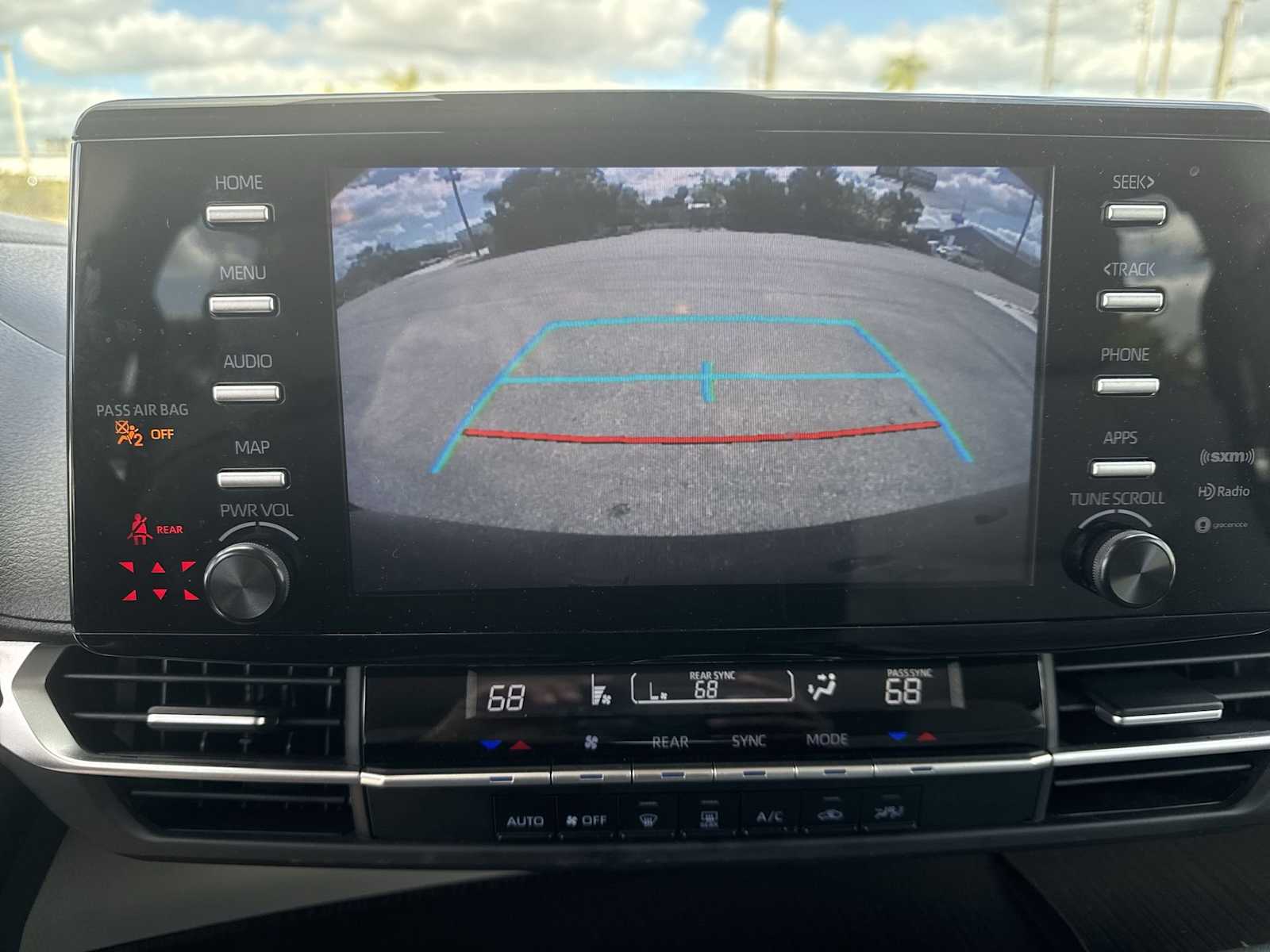 Thumbnail: 2023 Toyota Sienna - 29