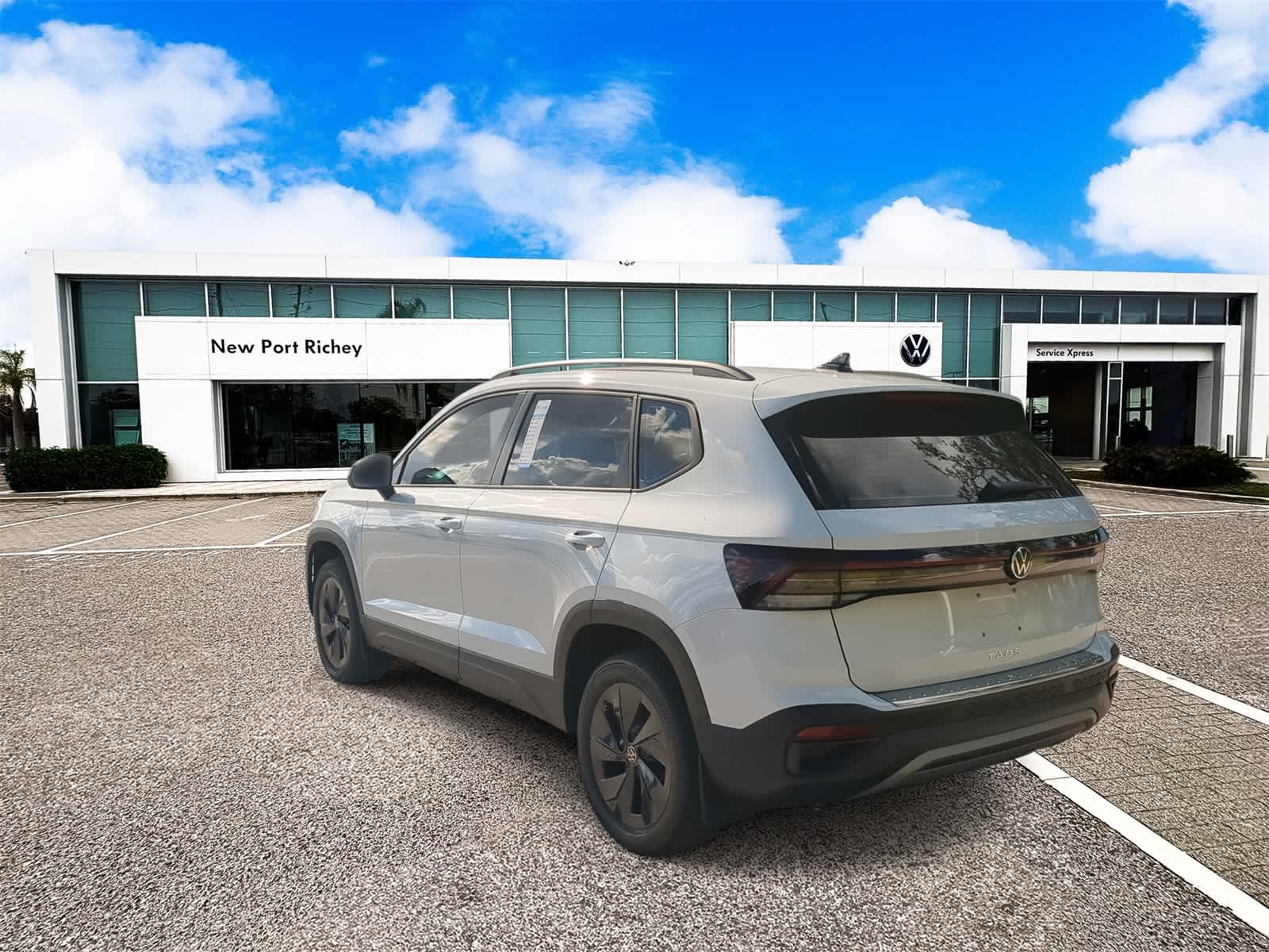 Thumbnail: 2025 Volkswagen Taos - 6