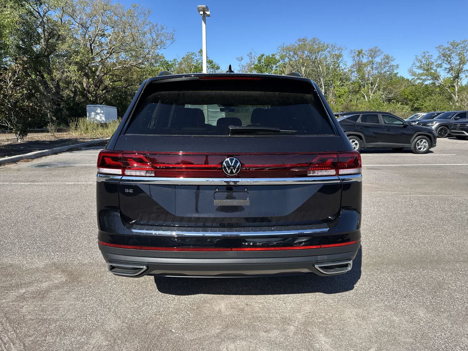 Thumbnail: 2026 Volkswagen Atlas - 4