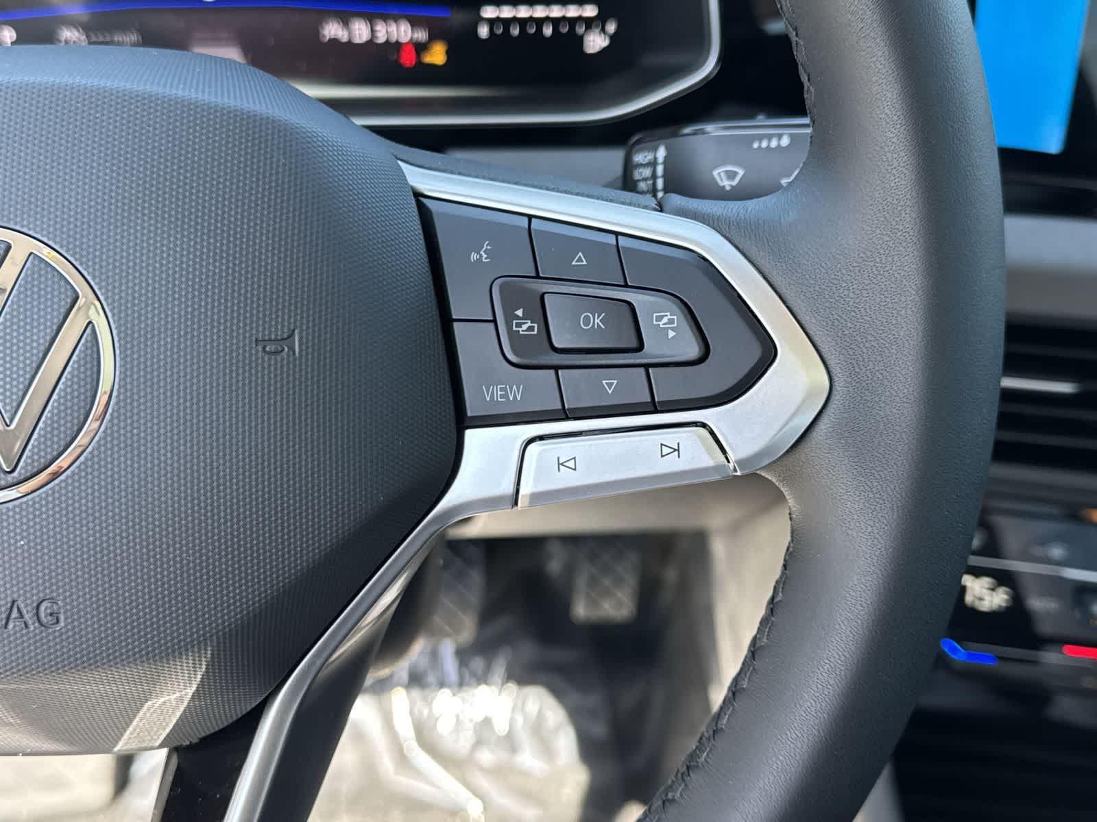 Thumbnail: 2026 Volkswagen Jetta - 24