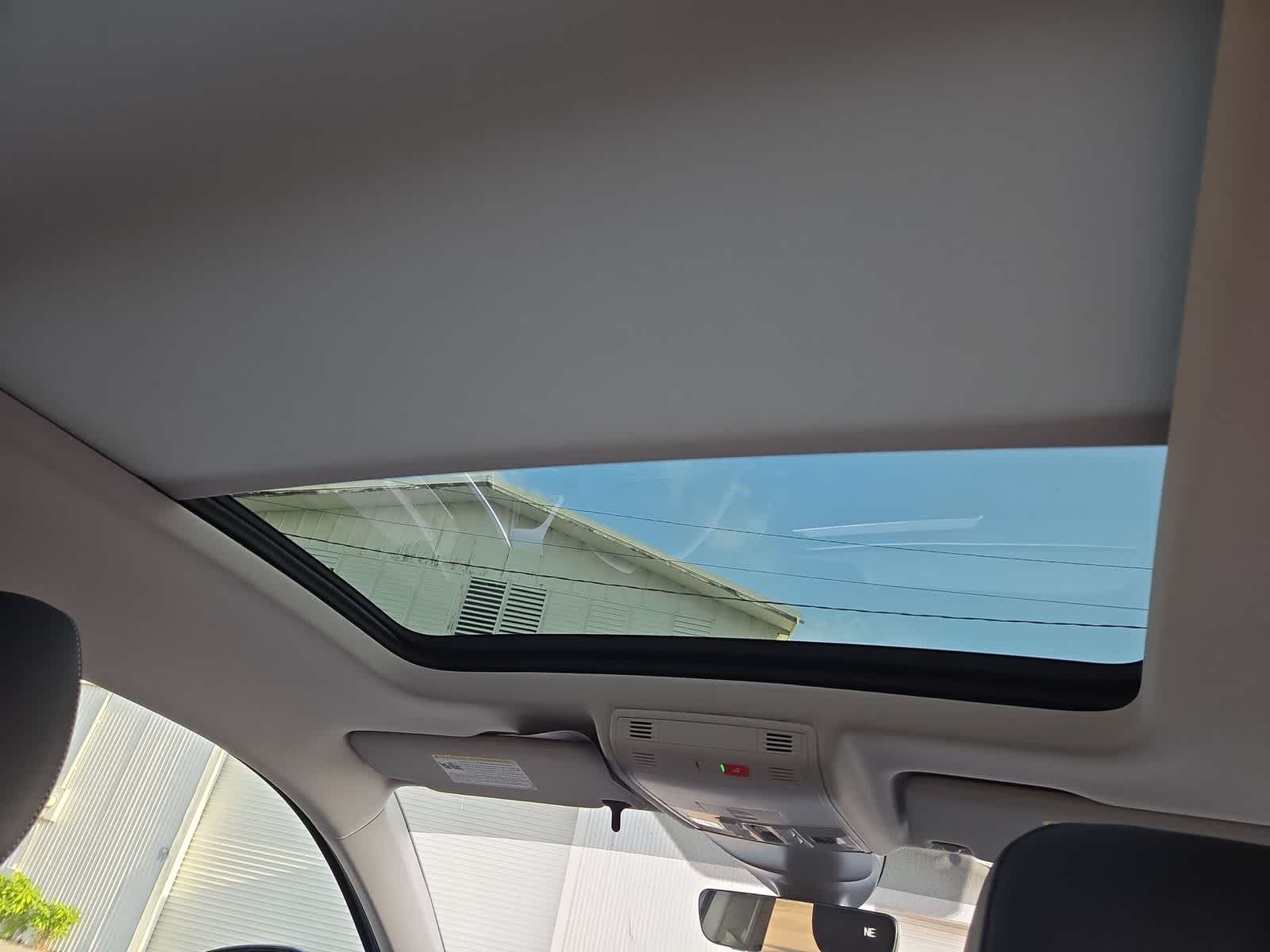 Thumbnail: 2025 Volkswagen Taos - 22