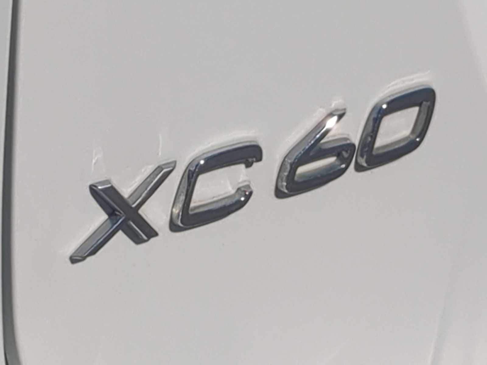 Thumbnail: 2015 Volvo XC60 - 13