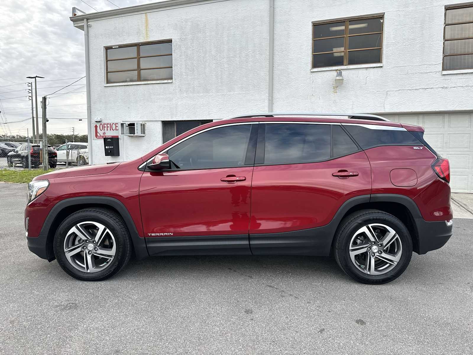 Thumbnail: 2020 GMC Terrain - 3