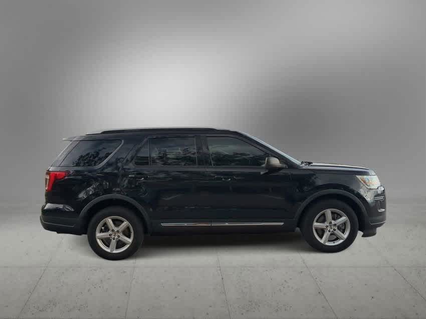 Thumbnail: 2019 Ford Explorer - 9