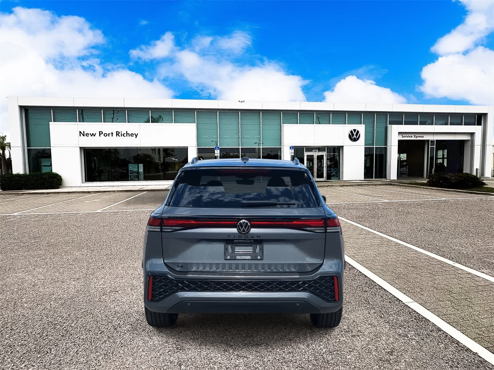 Thumbnail: 2026 Volkswagen Tiguan - 7