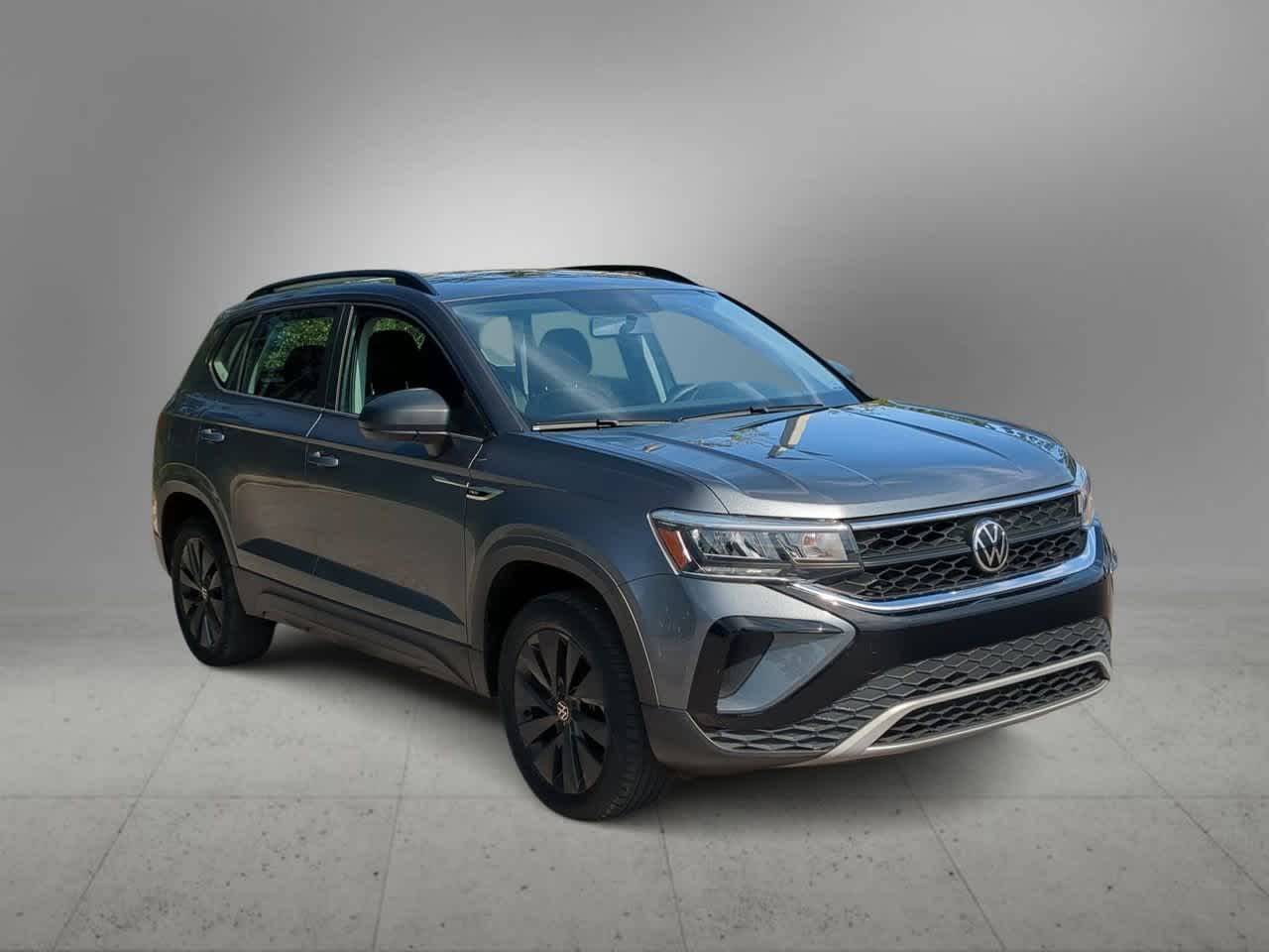 Thumbnail: 2022 Volkswagen Taos - 2