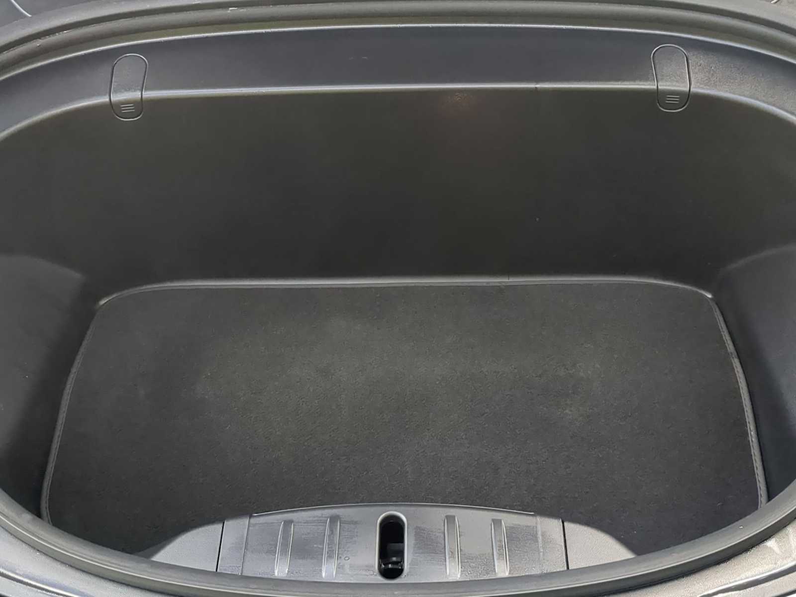 Thumbnail: 2019 Tesla Model 3 - 15