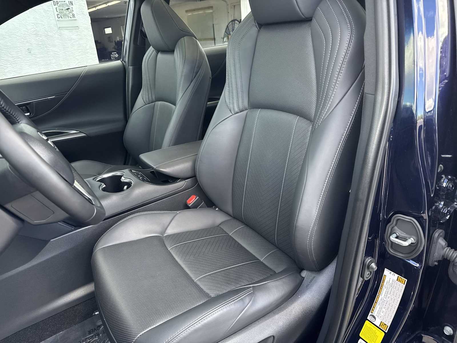 Thumbnail: 2024 Toyota Venza - 15