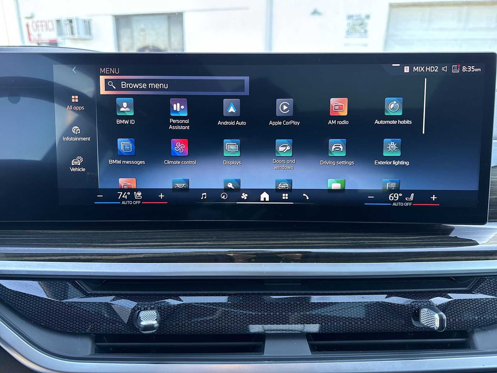 Thumbnail: 2024 BMW X7 - 28