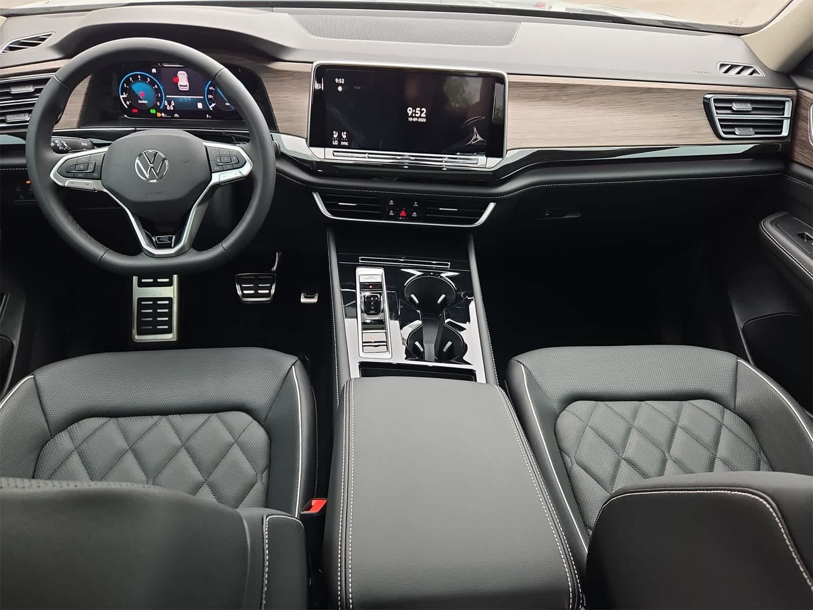 Thumbnail: 2026 Volkswagen Atlas - 16