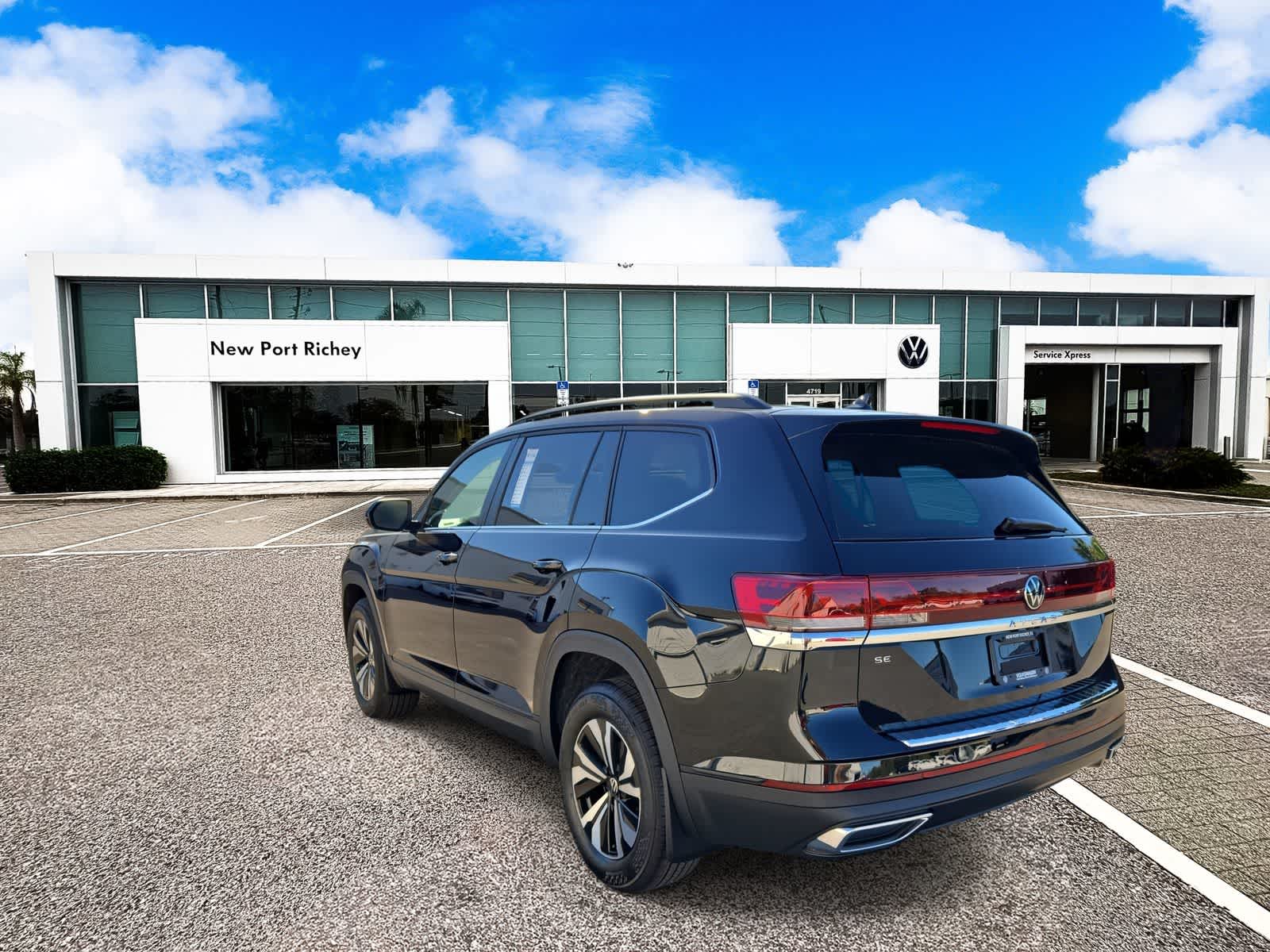 Thumbnail: 2026 Volkswagen Atlas - 6