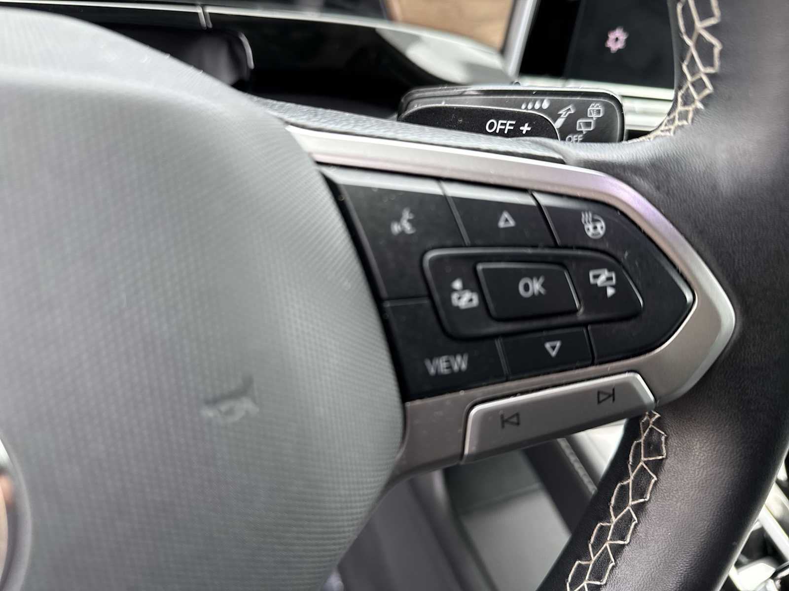 Thumbnail: 2024 Volkswagen Atlas - 23