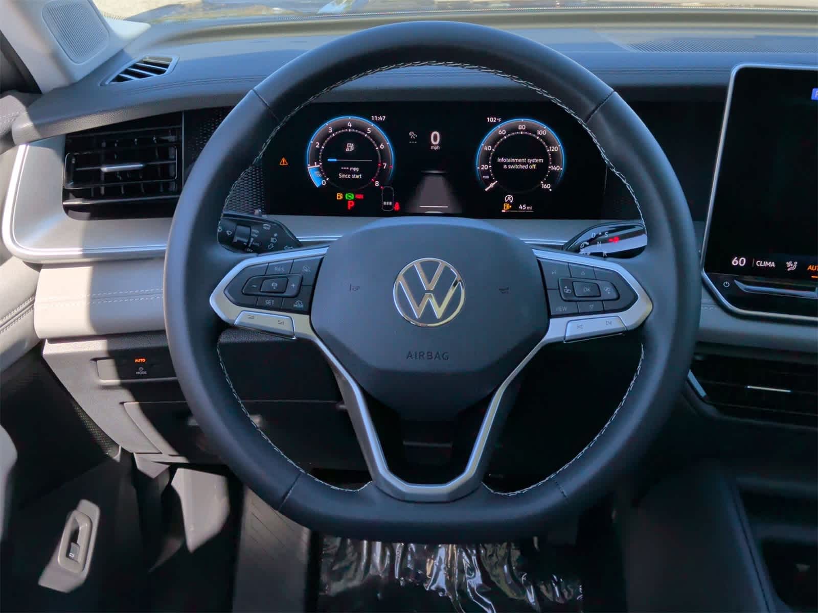 Thumbnail: 2025 Volkswagen Tiguan - 22