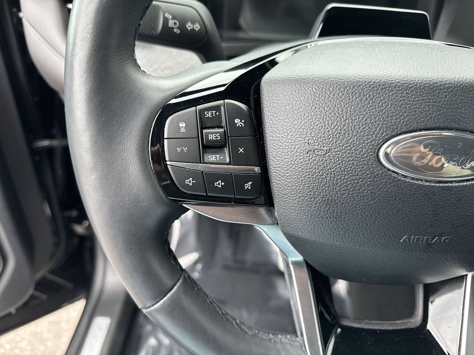 Thumbnail: 2025 Ford Explorer - 25