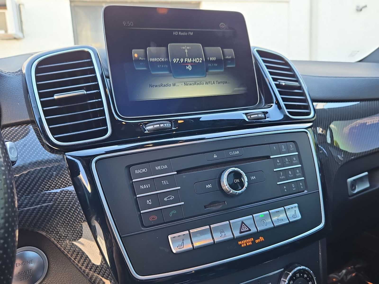 Thumbnail: 2018 Mercedes-Benz GLE - 28