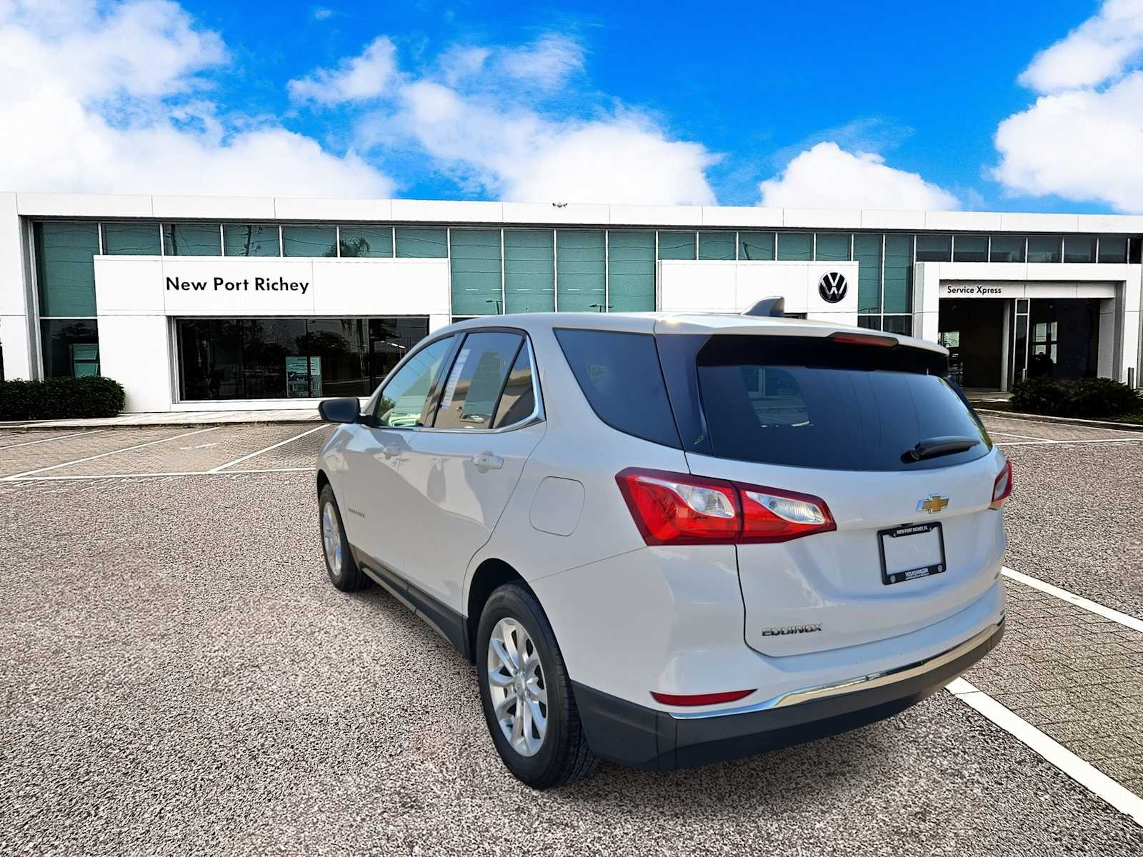 Thumbnail: 2019 Chevrolet Equinox - 6