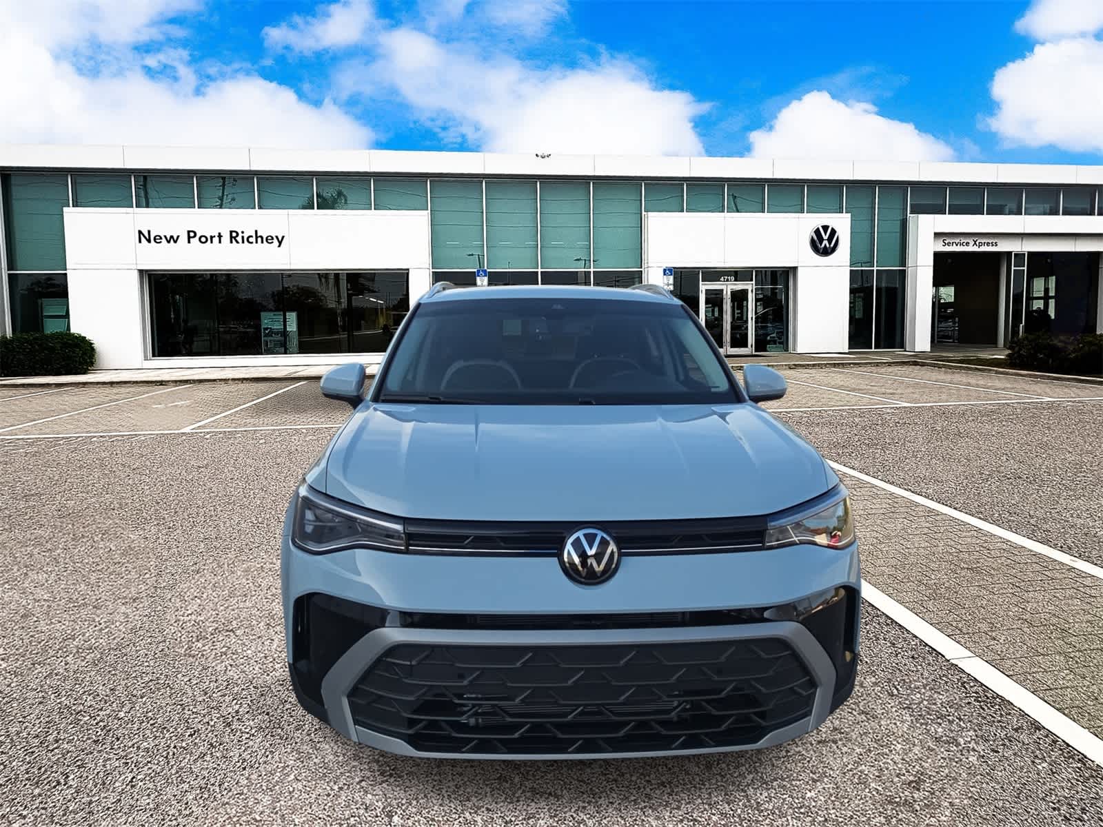 Thumbnail: 2025 Volkswagen Taos - 3