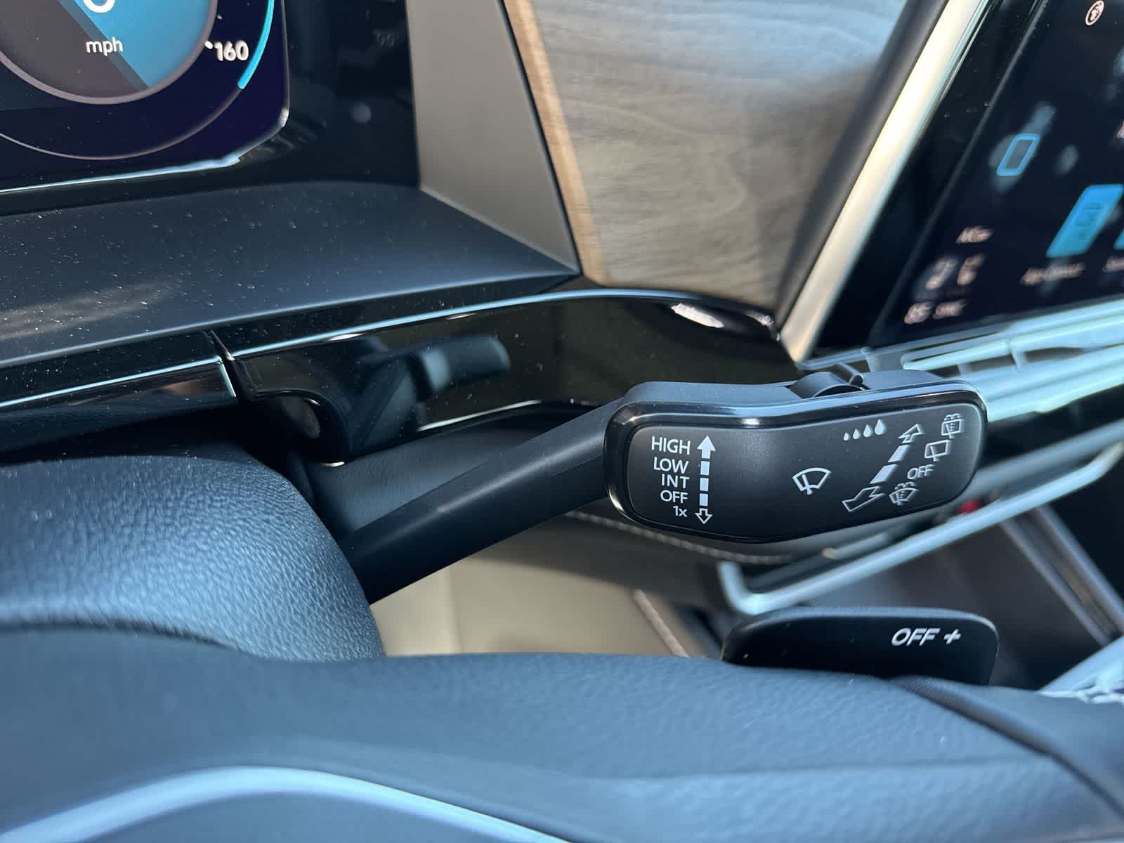 Thumbnail: 2026 Volkswagen Atlas - 25