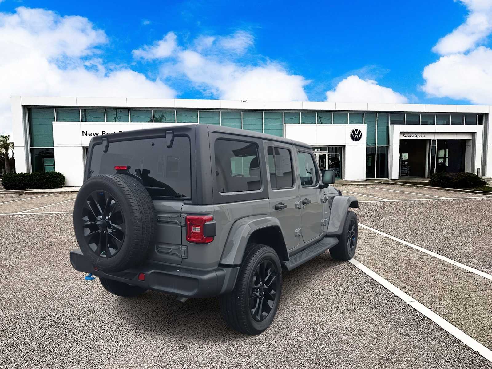 Thumbnail: 2023 Jeep Wrangler - 8
