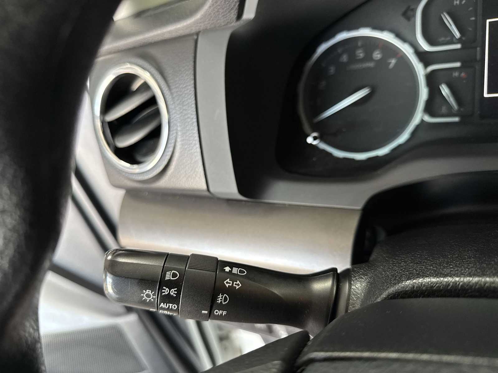 Thumbnail: 2020 Toyota Tundra - 26