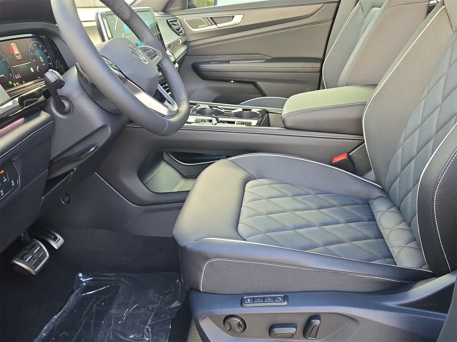 Thumbnail: 2026 Volkswagen Atlas - 17