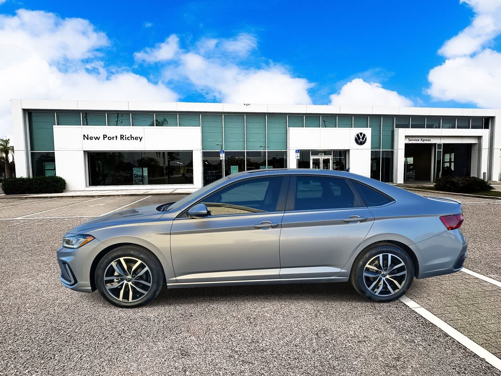 Thumbnail: 2026 Volkswagen Jetta - 5