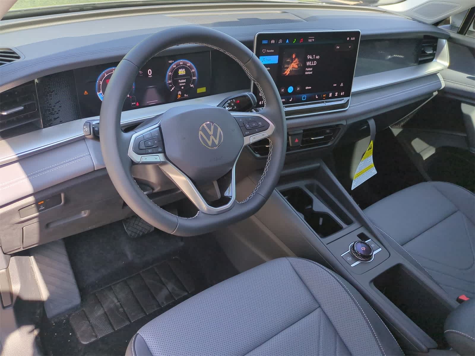 Thumbnail: 2025 Volkswagen Tiguan - 10