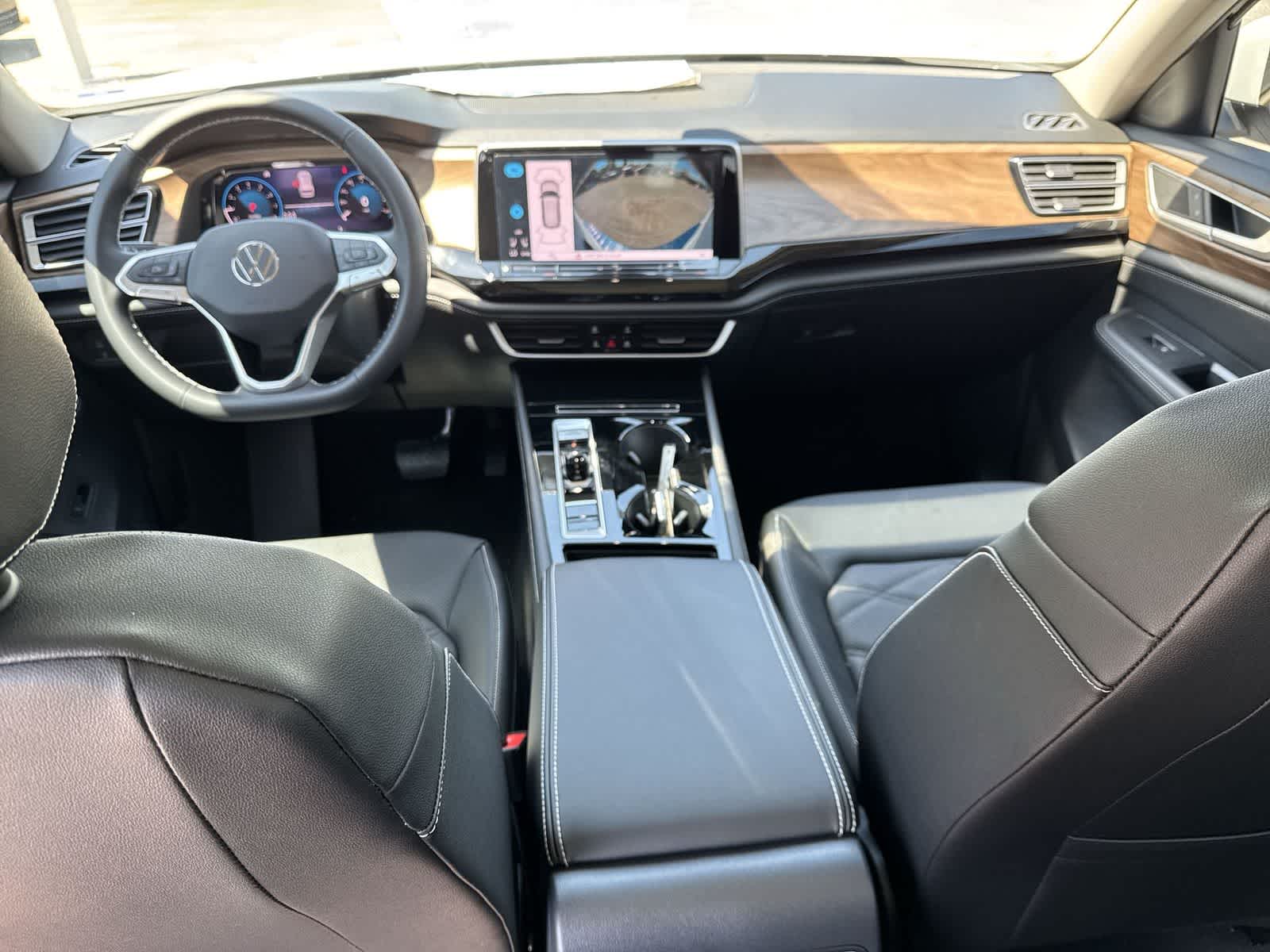 Thumbnail: 2026 Volkswagen Atlas - 22