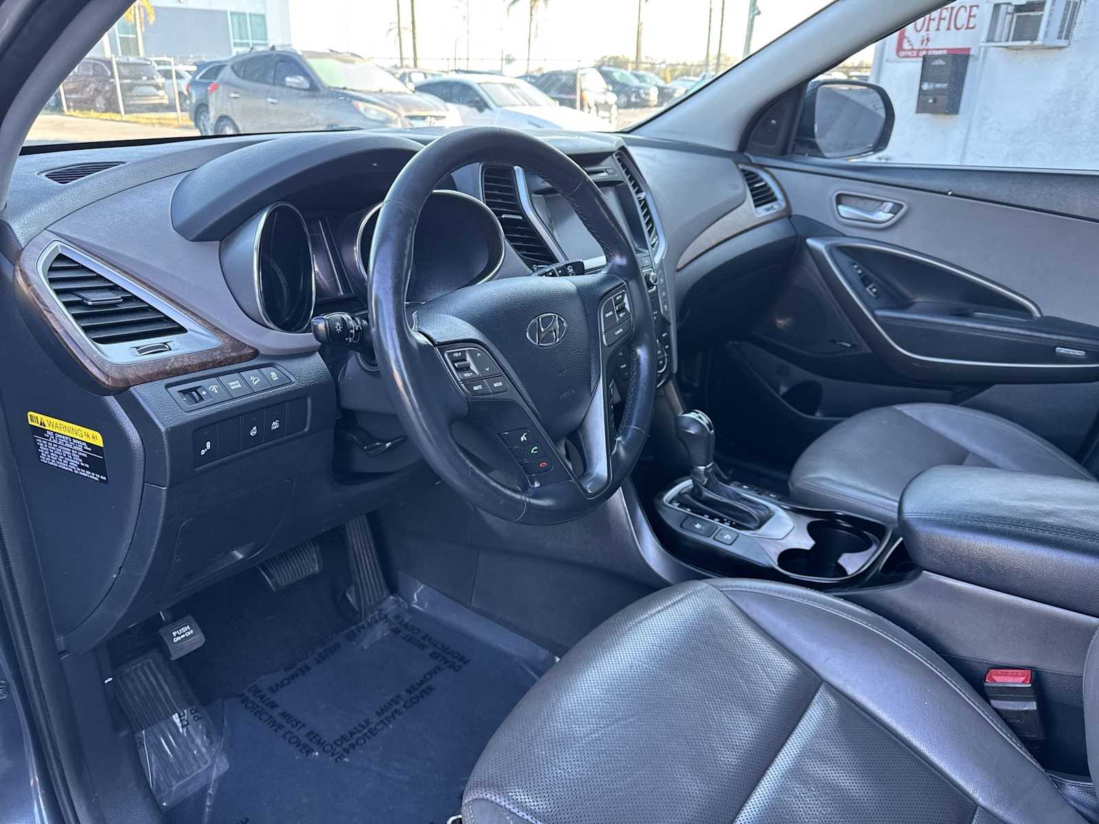 Thumbnail: 2017 Hyundai Santa Fe - 2