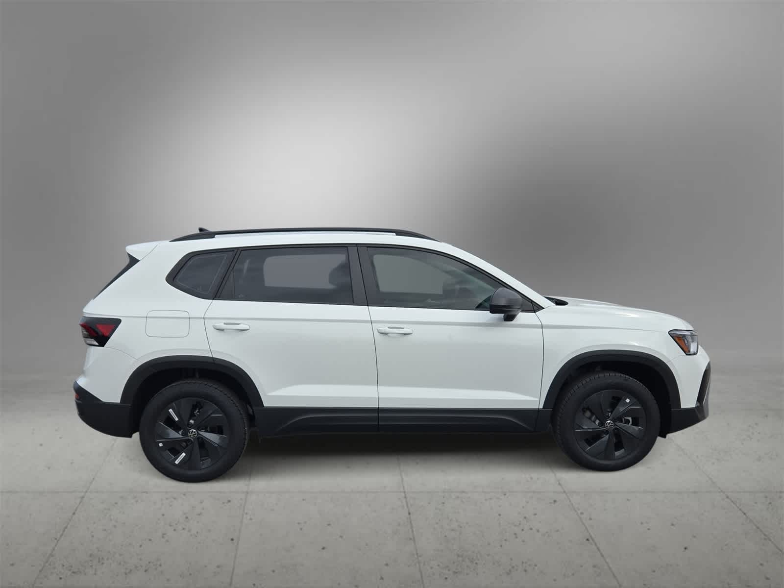 Thumbnail: 2025 Volkswagen Taos - 9