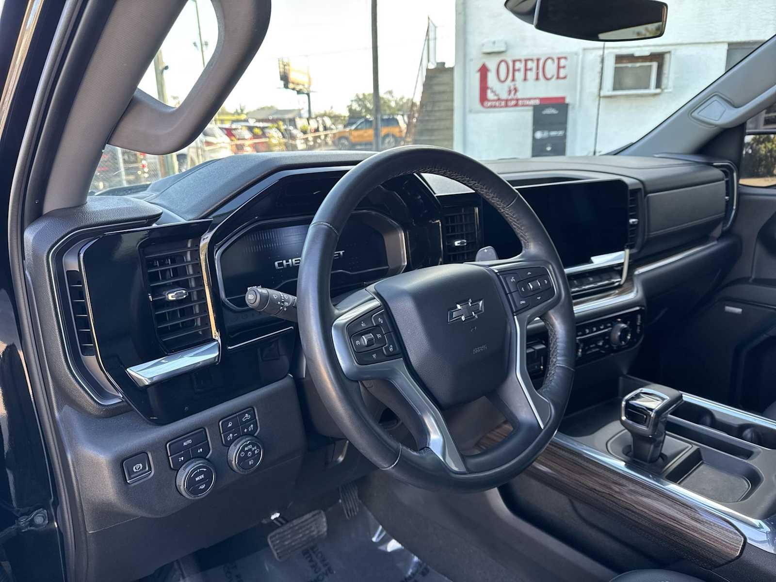 Thumbnail: 2023 Chevrolet Silverado 1500 - 2