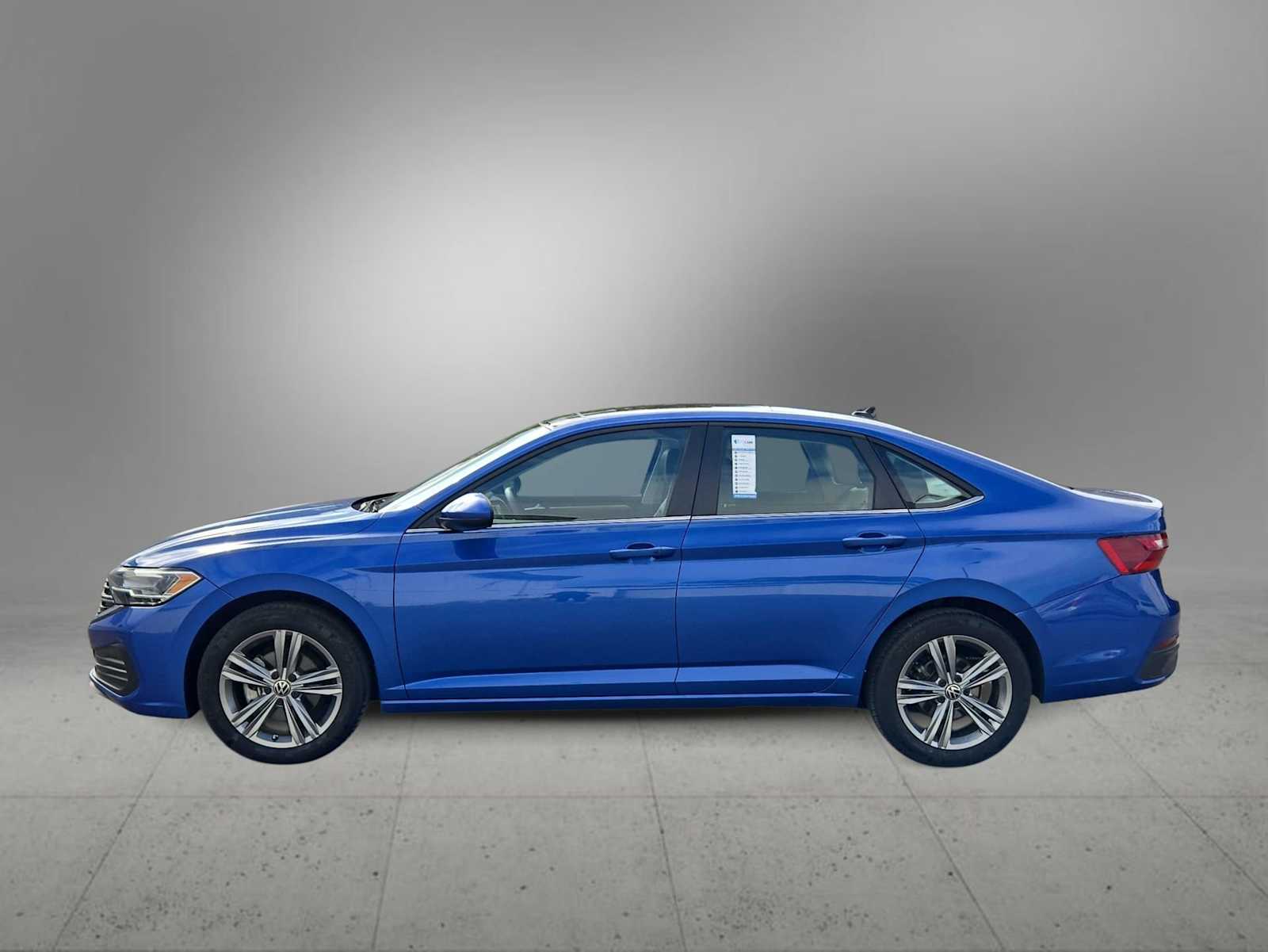Thumbnail: 2022 Volkswagen Jetta - 5