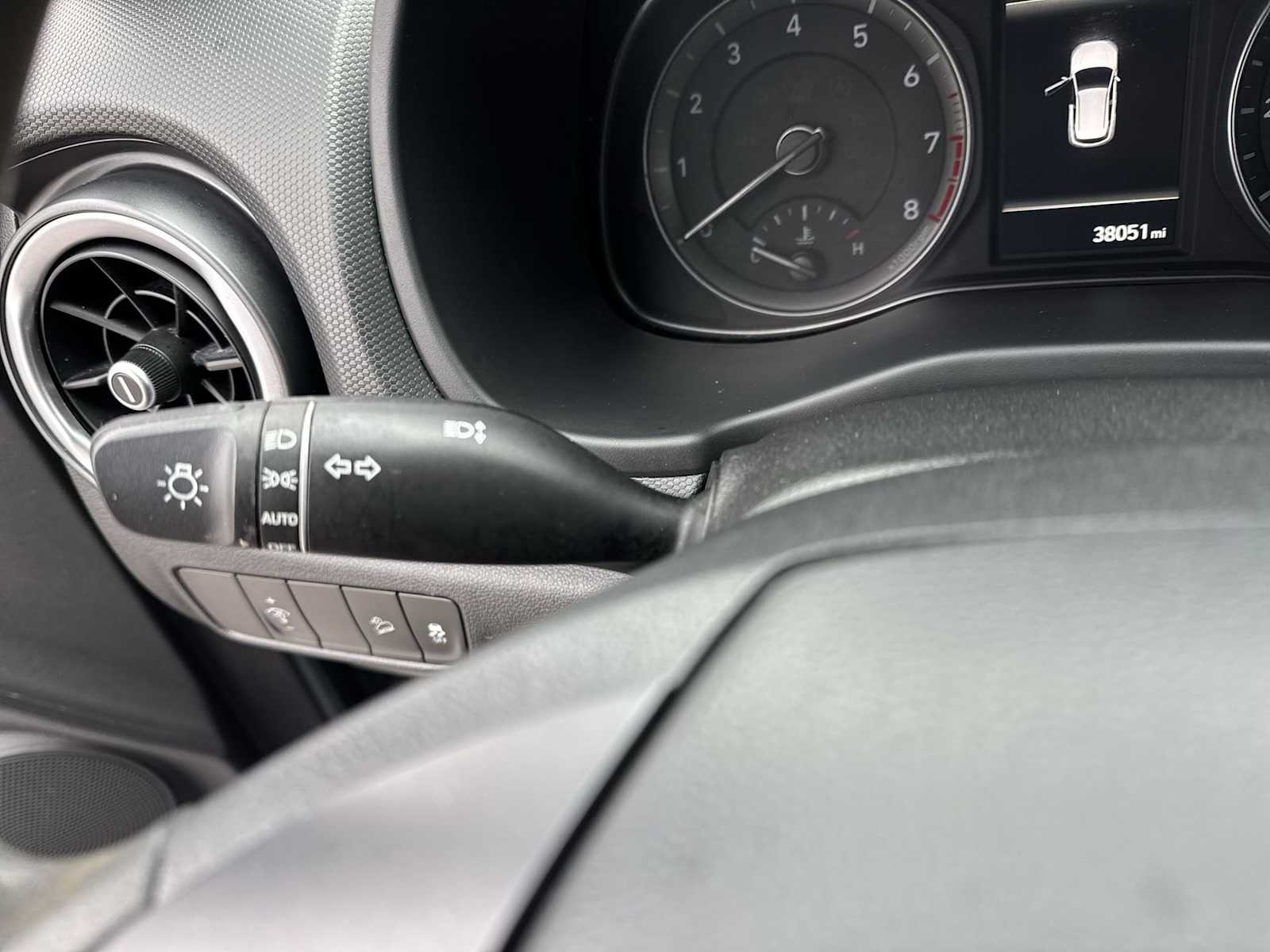 Thumbnail: 2022 Hyundai Kona - 23