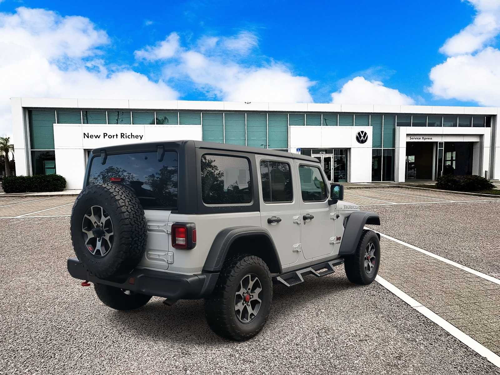 Thumbnail: 2021 Jeep Wrangler - 8