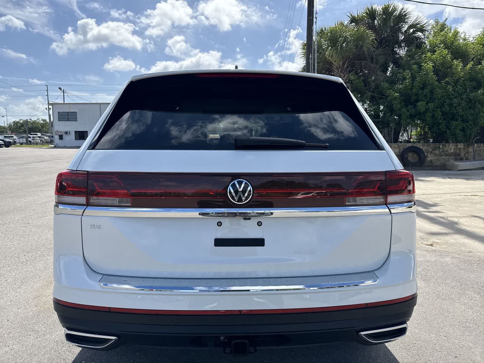 Thumbnail: 2026 Volkswagen Atlas - 5