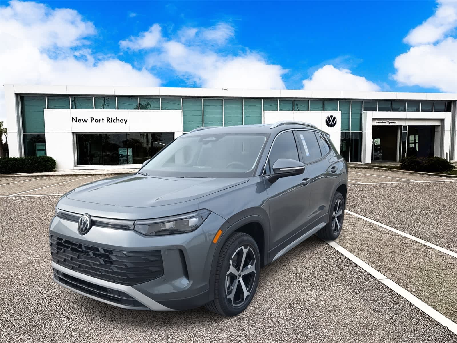 Thumbnail: 2025 Volkswagen Tiguan - 4