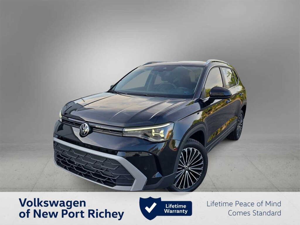 New 2025 Volkswagen Taos 1.5T SE SUV