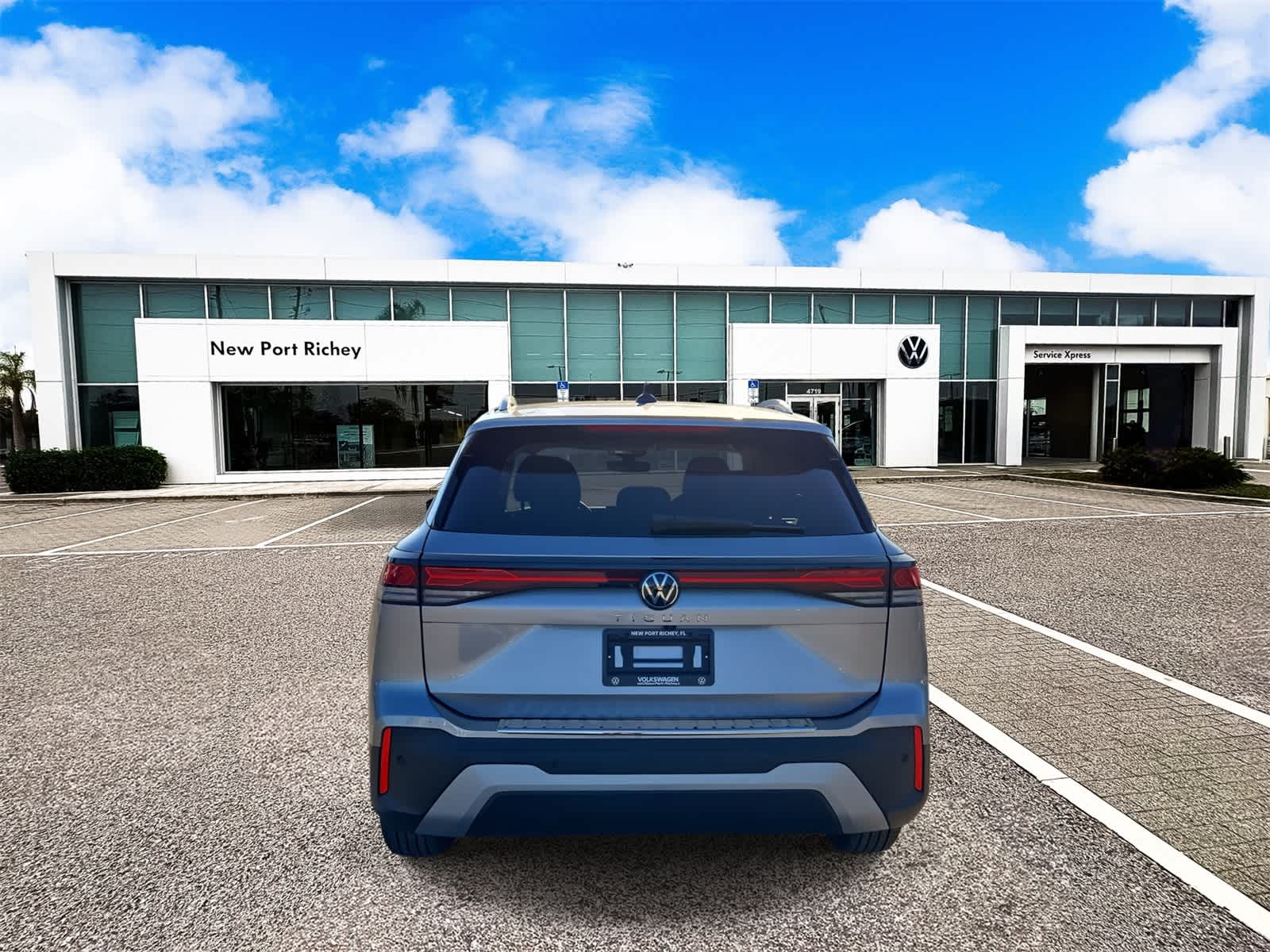 Thumbnail: 2026 Volkswagen Tiguan - 7