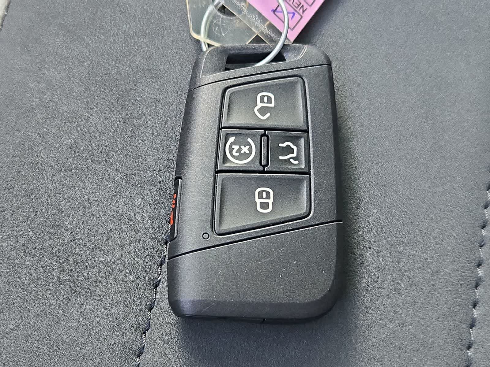 Thumbnail: 2025 Volkswagen Taos - 36