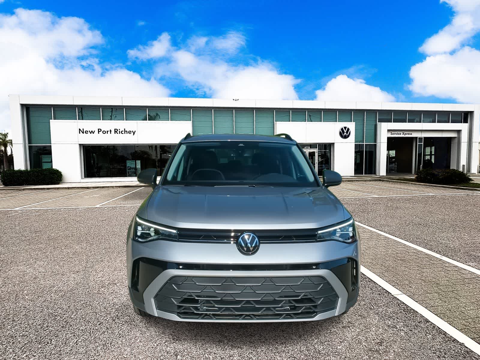 Thumbnail: 2025 Volkswagen Taos - 3