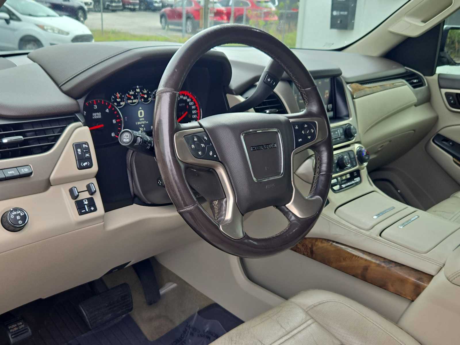 Thumbnail: 2016 GMC Yukon - 10