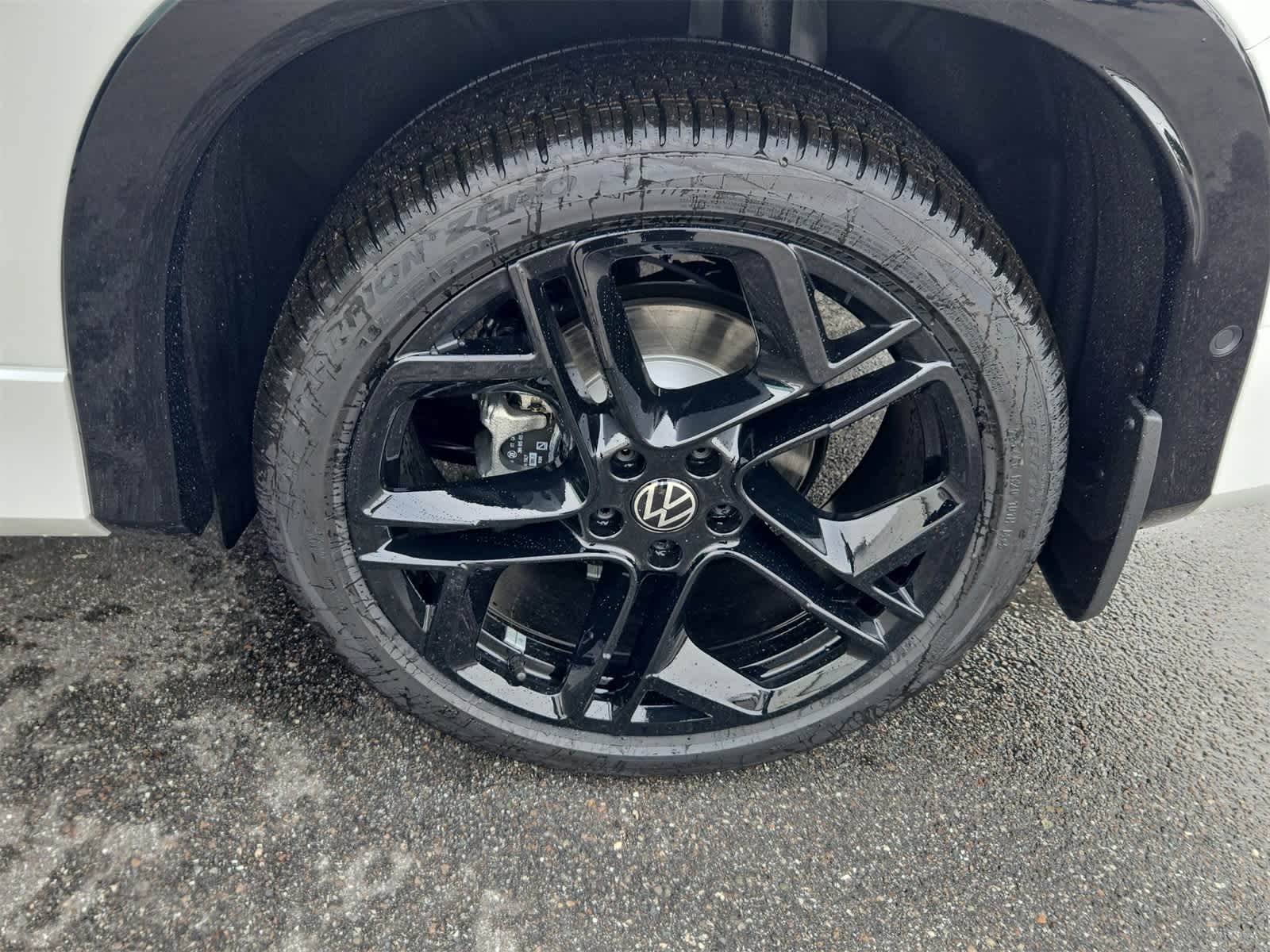 Thumbnail: 2026 Volkswagen Tiguan - 14