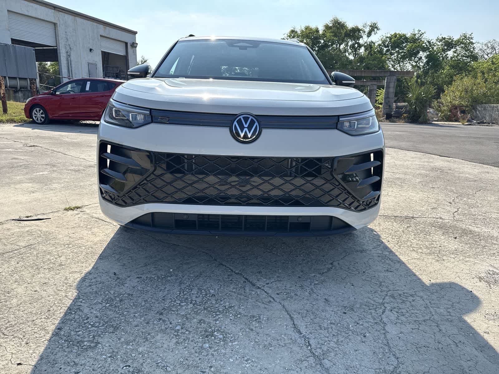 Thumbnail: 2026 Volkswagen Tiguan - 9