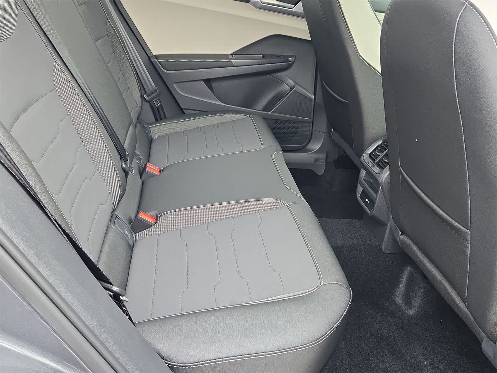 Thumbnail: 2025 Volkswagen Taos - 21