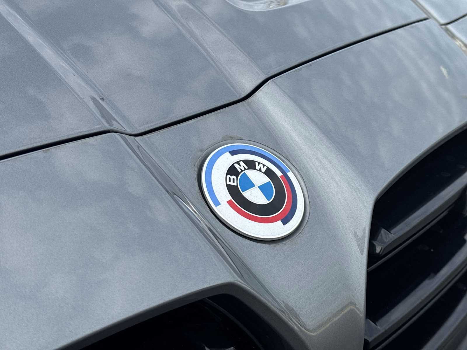 Thumbnail: 2023 BMW M3 - 10