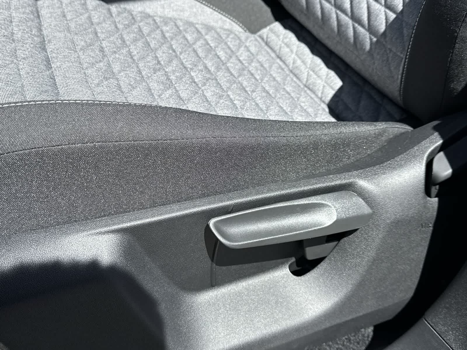 Thumbnail: 2026 Volkswagen Tiguan - 16