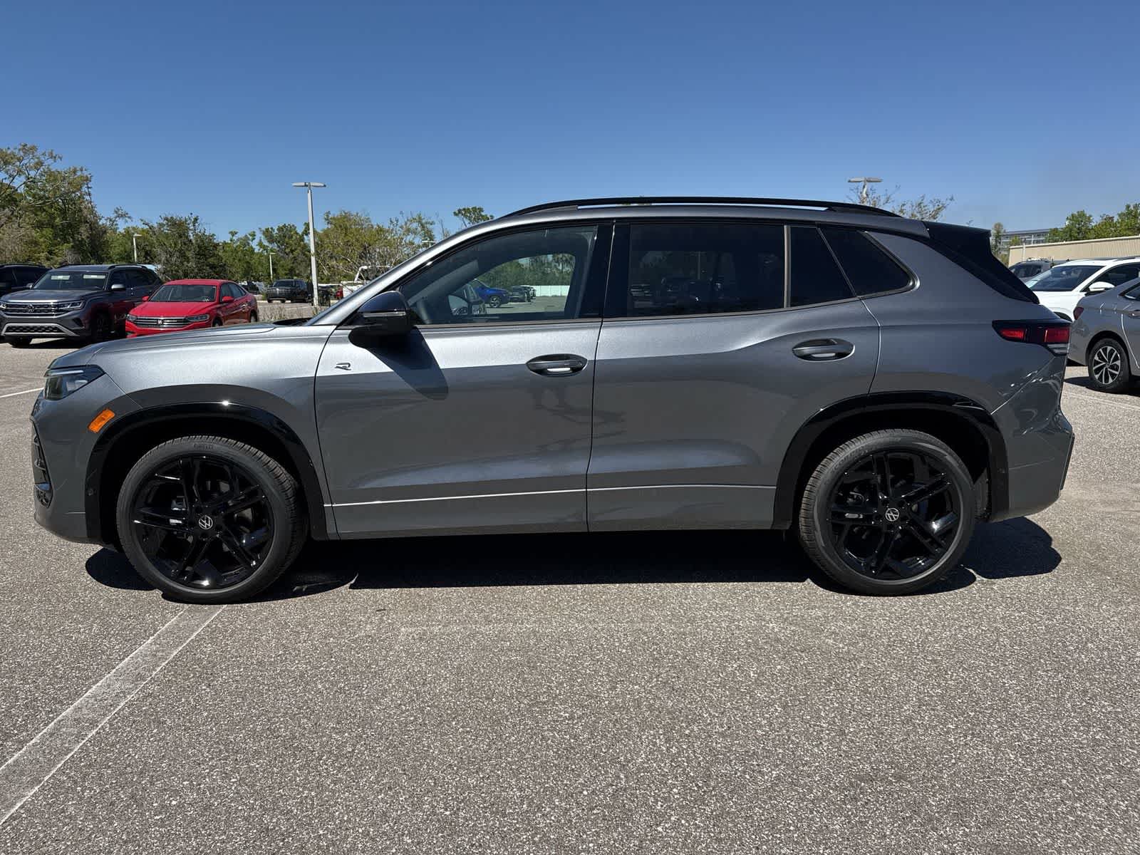 Thumbnail: 2026 Volkswagen Tiguan - 3