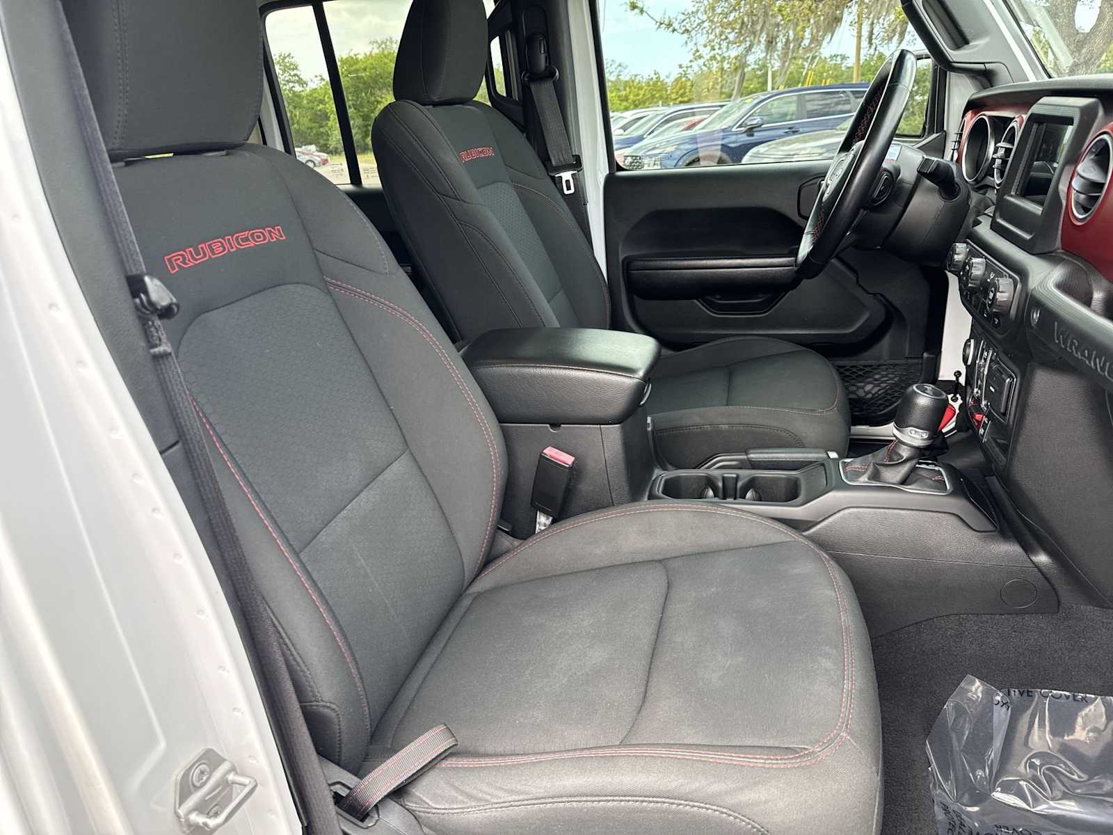 Thumbnail: 2021 Jeep Wrangler - 31